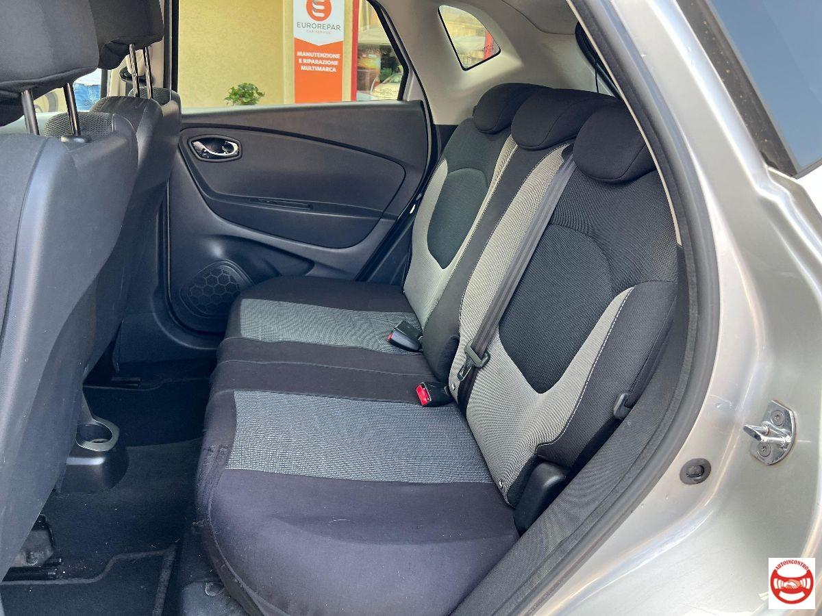 RENAULT - Captur 0.9 tce Live s&s 90cv