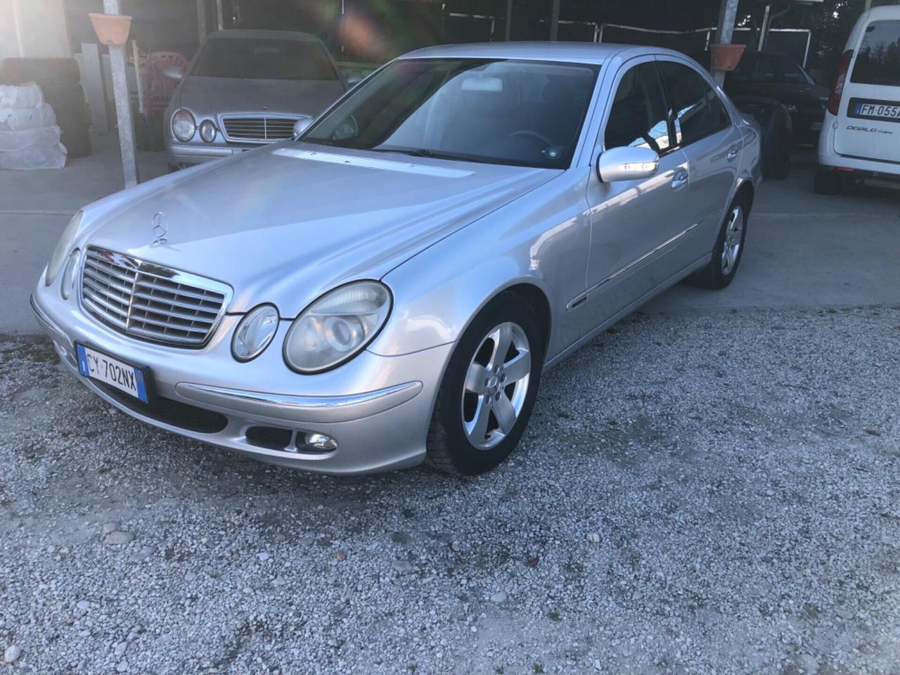 MERCEDES E200 KOMPRESSOR - METANO