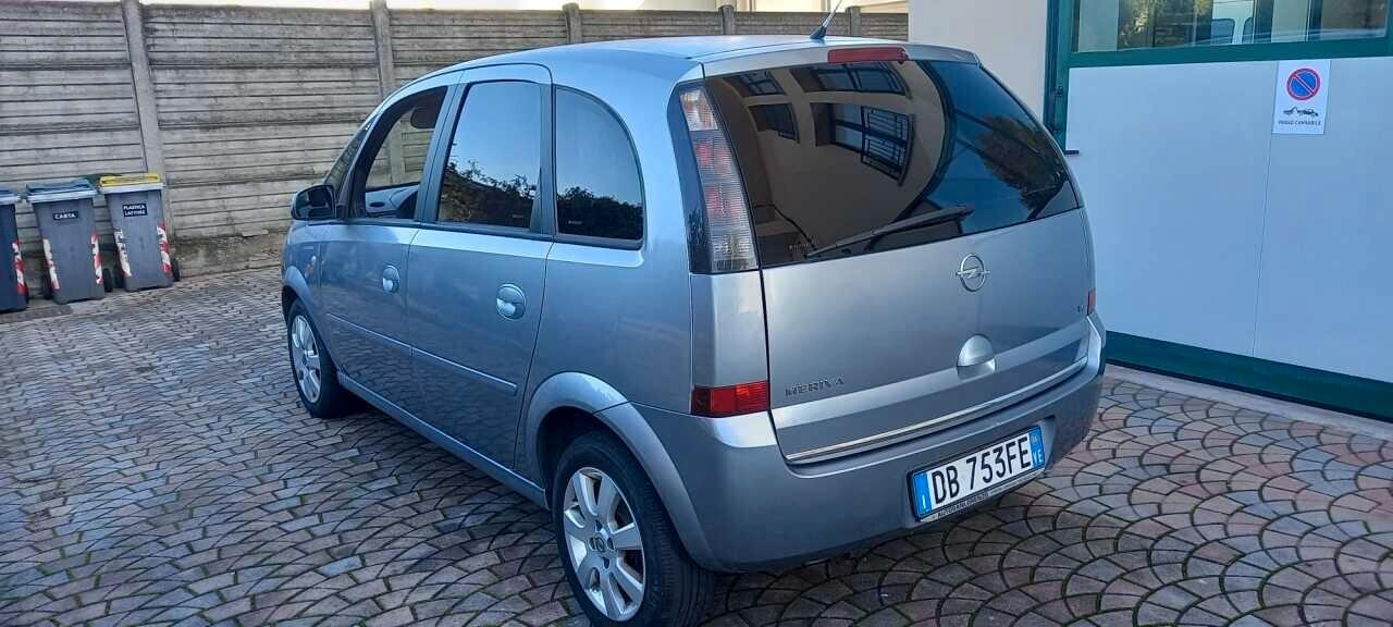 Opel Meriva 1.6 16V Cosmo benzina Km.100.00