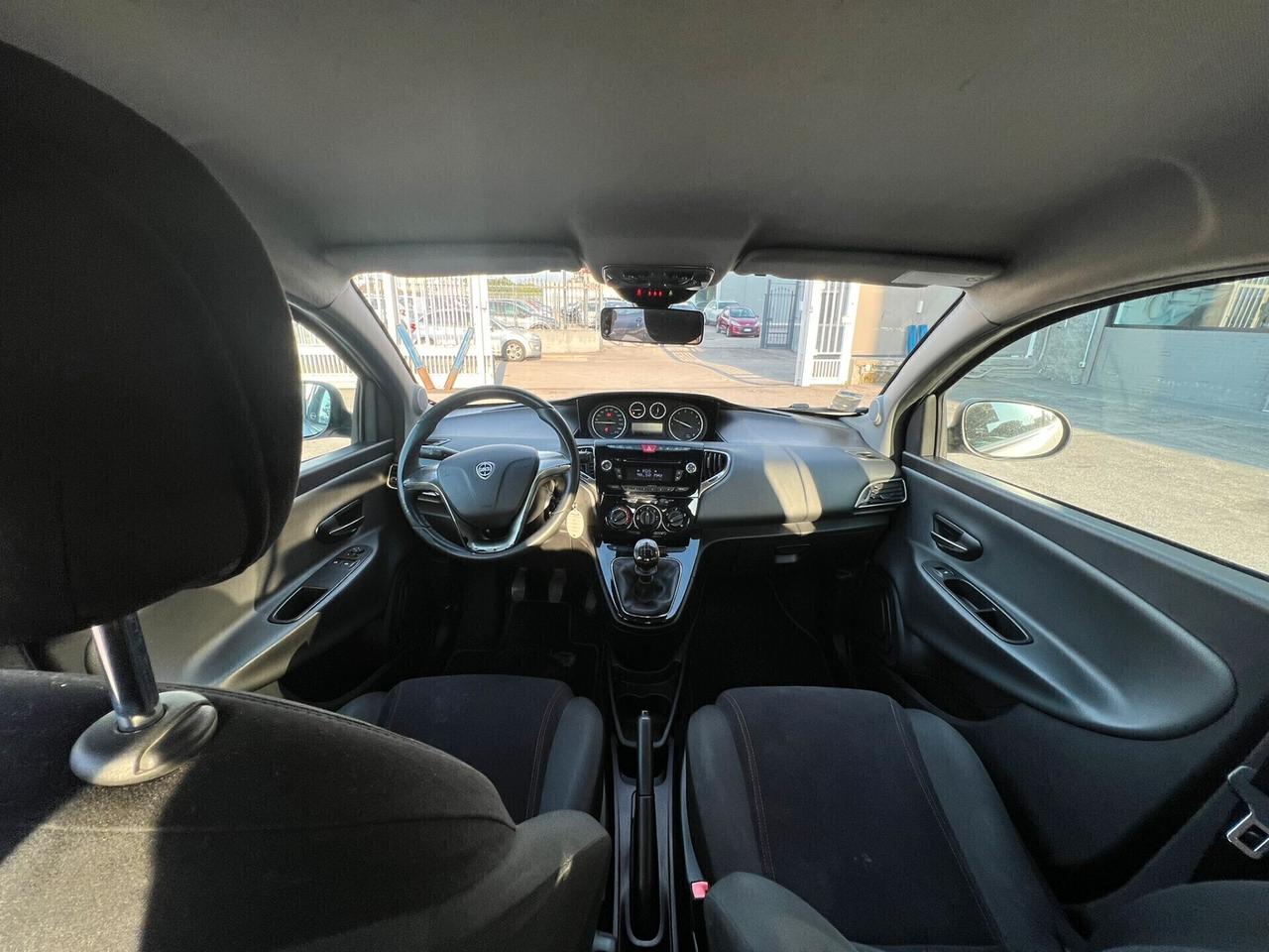 Lancia Ypsilon 1.2 69 CV 5 porte GPL Ecochic Gold