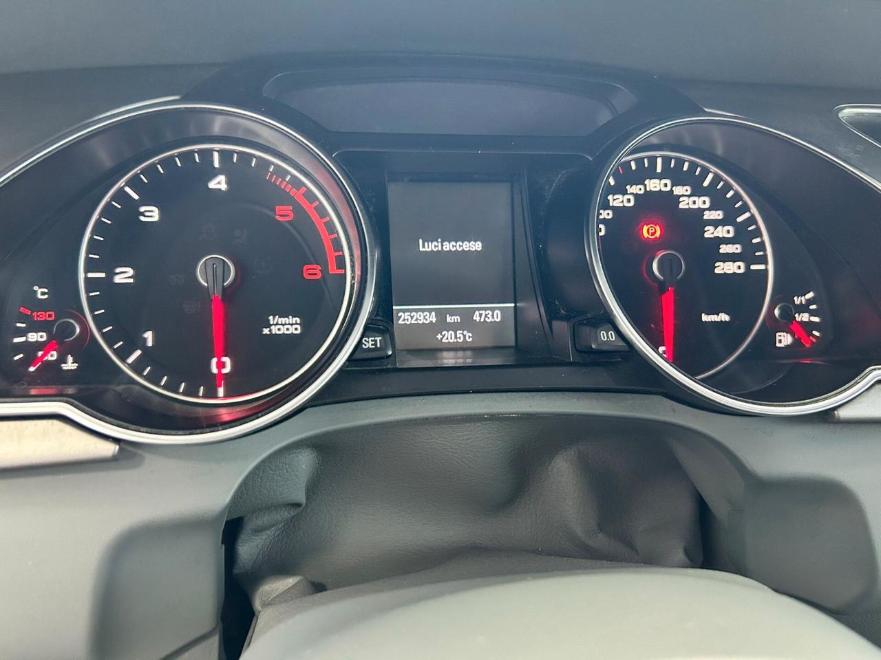 Audi A5 2.0D CABRIO 2012