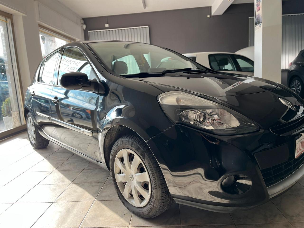 Renault Clio 1.2 16V 5 porte GPL Dynamique