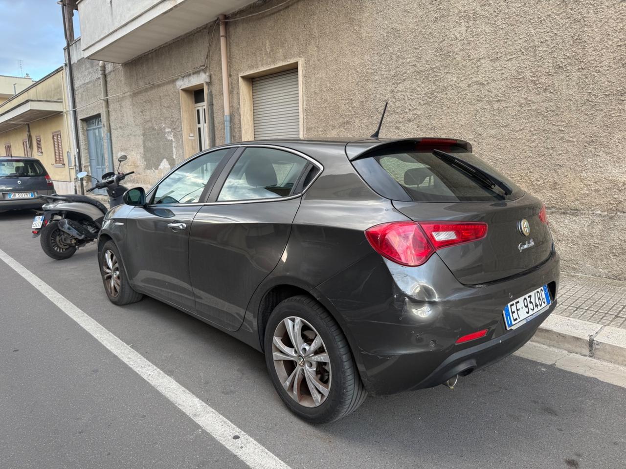 Alfa Romeo Giulietta 1.6 JTDm-2 105 CV Distinctive