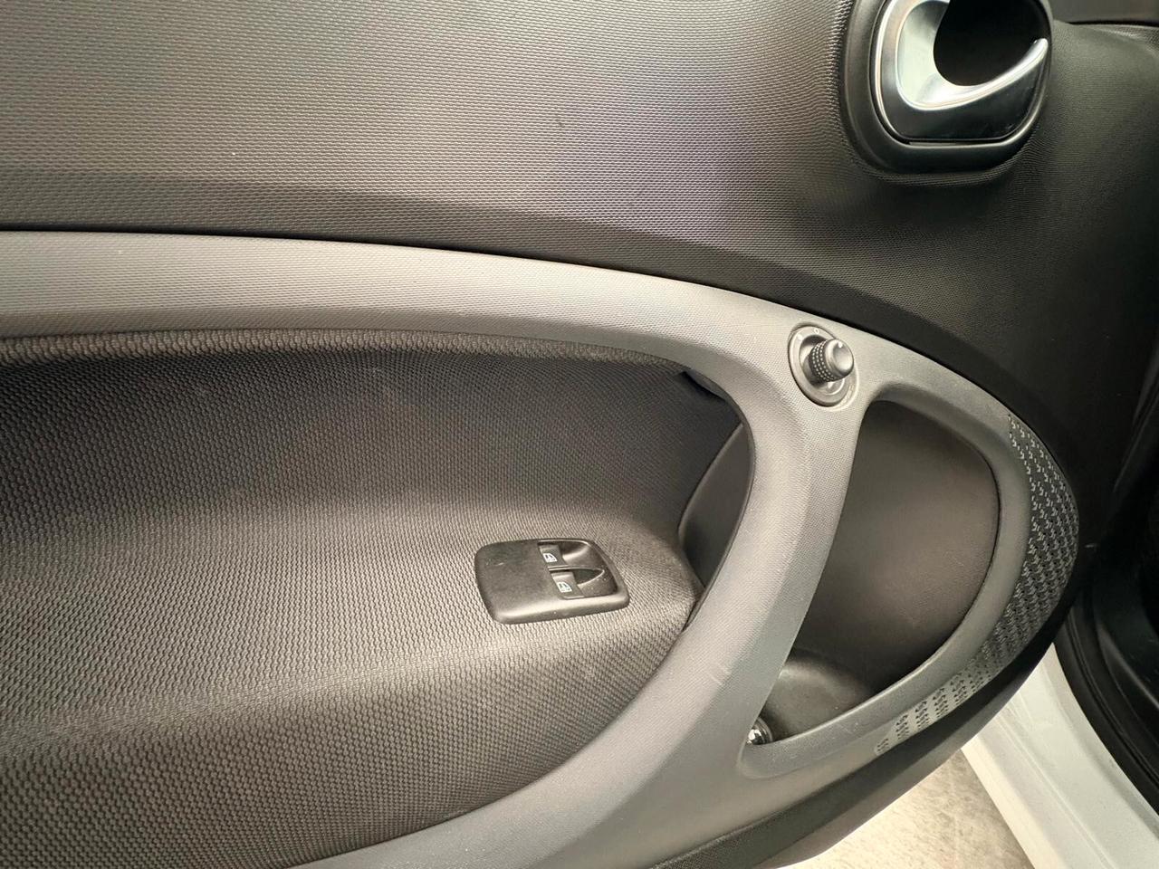 Smart ForTwo 90 0.9 Turbo twinamic Youngster