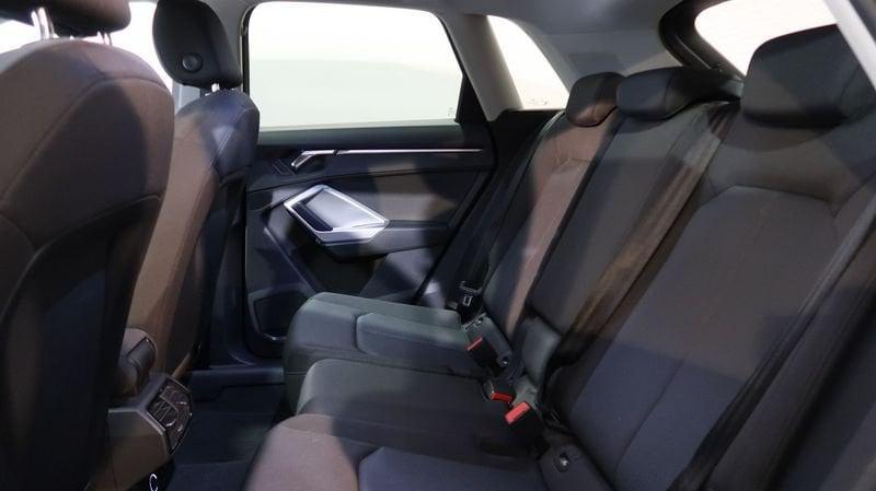 Audi Q3 Q3 35 2.0 tdi Business Advanced s-tronic