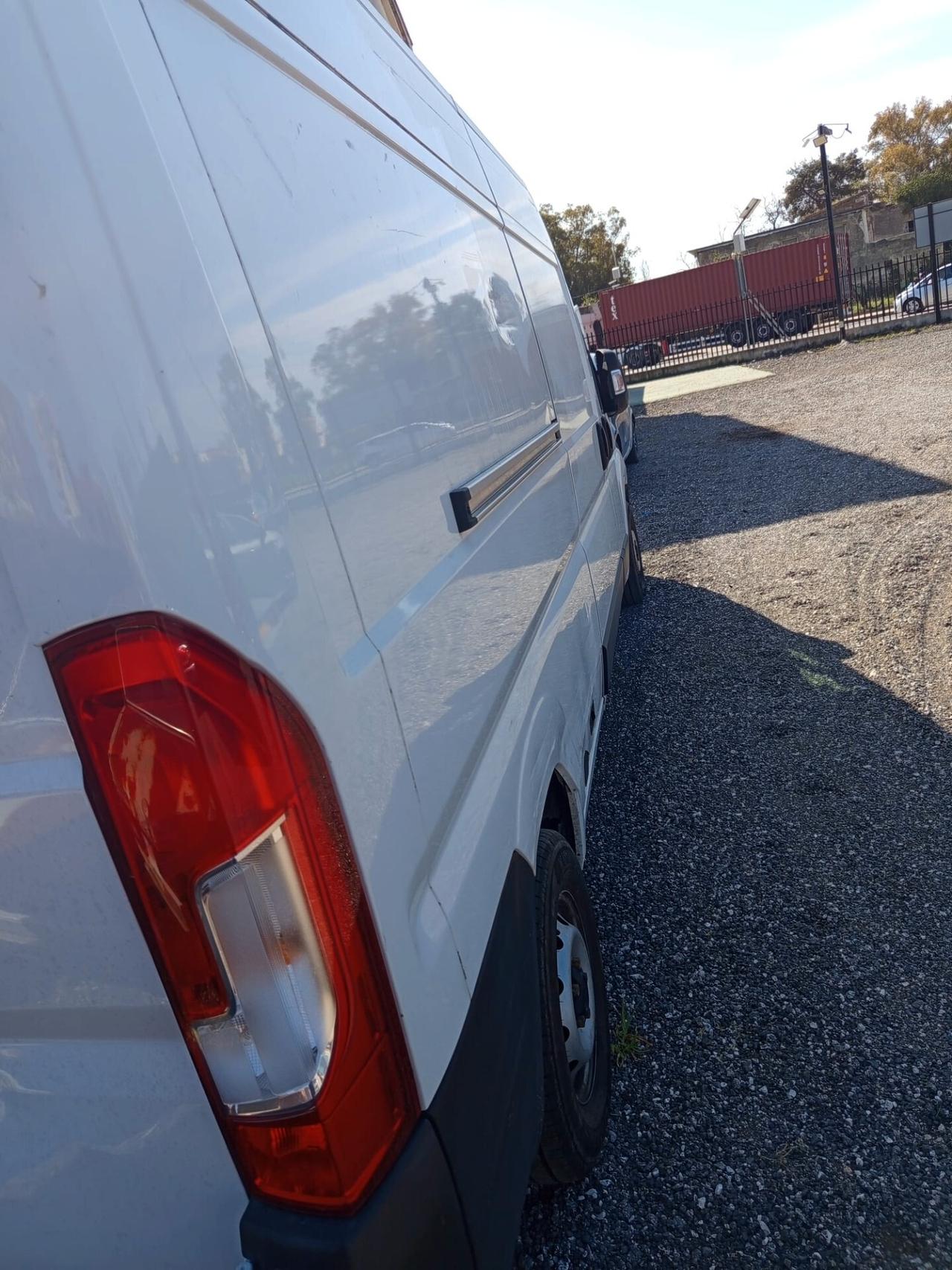 Fiat Ducato 35 2.2 Mjt 140CV PLM-SL-TA Furgone