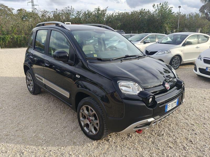 FIAT Panda Cross Panda Cross 1.3 MJT 95 CV S&S 4x4 LEGGI