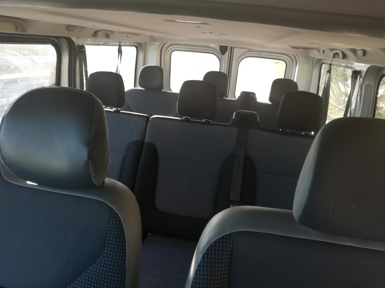 Opel Vivaro 9 posti
