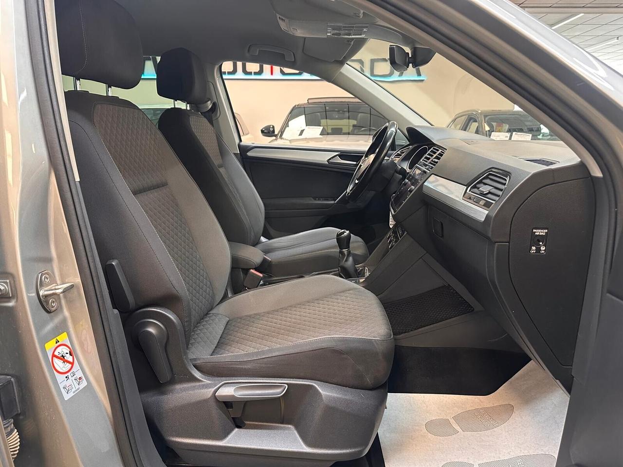 Volkswagen Tiguan 1.6 tdi R-Line Sport 115cv