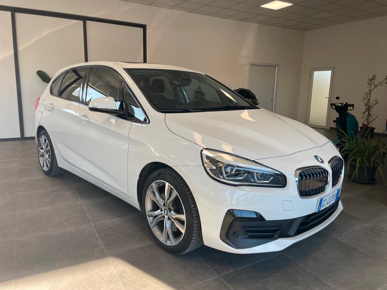 Bmw 2er Active Tourer 225xe iPerformance Business aut.