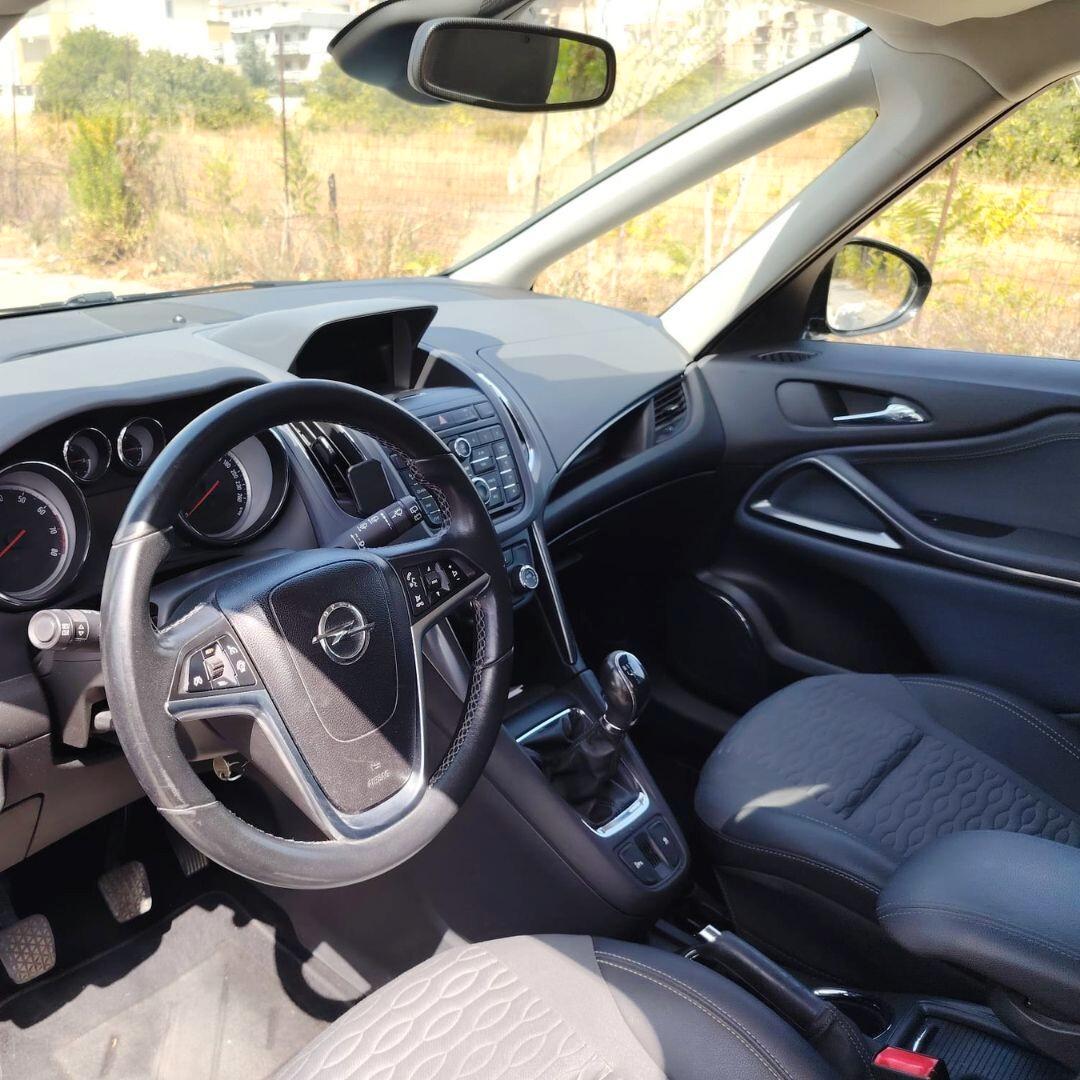 Opel Zafira Tourer metano 7 posti