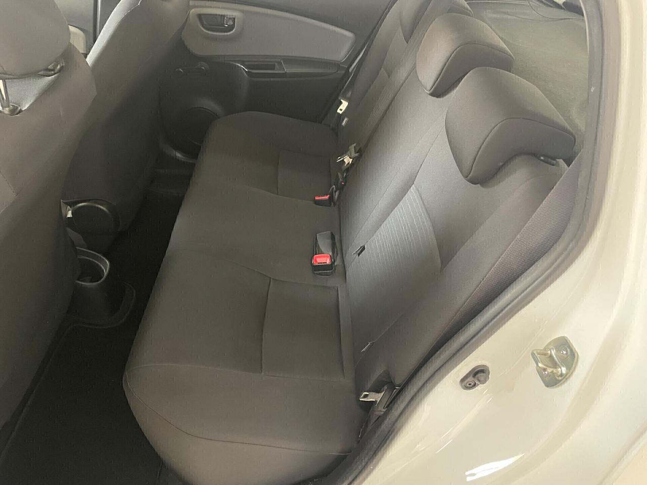 TOYOTA YARIS 1.4 D-4D 5 PORTE ACTIVE
