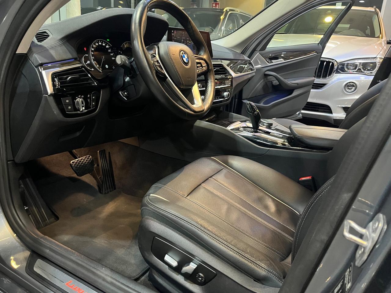 Bmw 530 530d xdrive Luxury 265cv auto 65.000KM!!