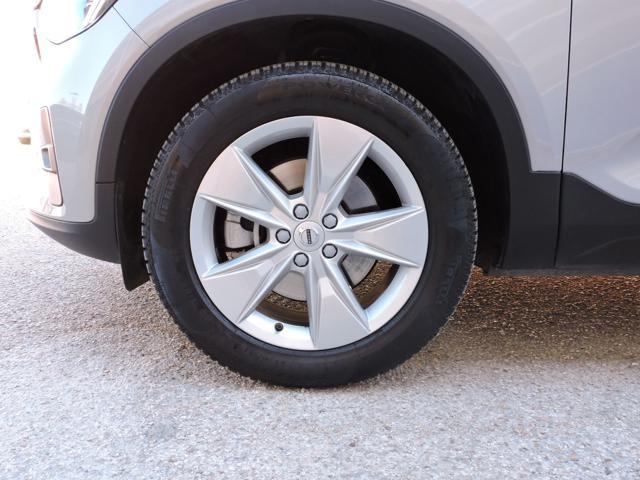 VOLVO XC40 B3 automatico Core Aziendale