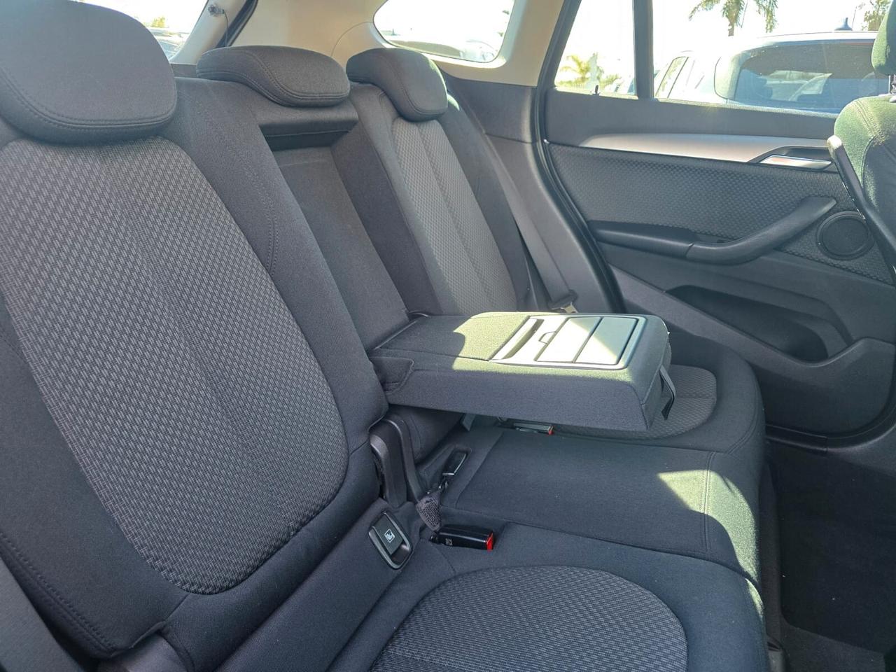 BMW X1 SDRIVE 18D BUSINESS SPORT