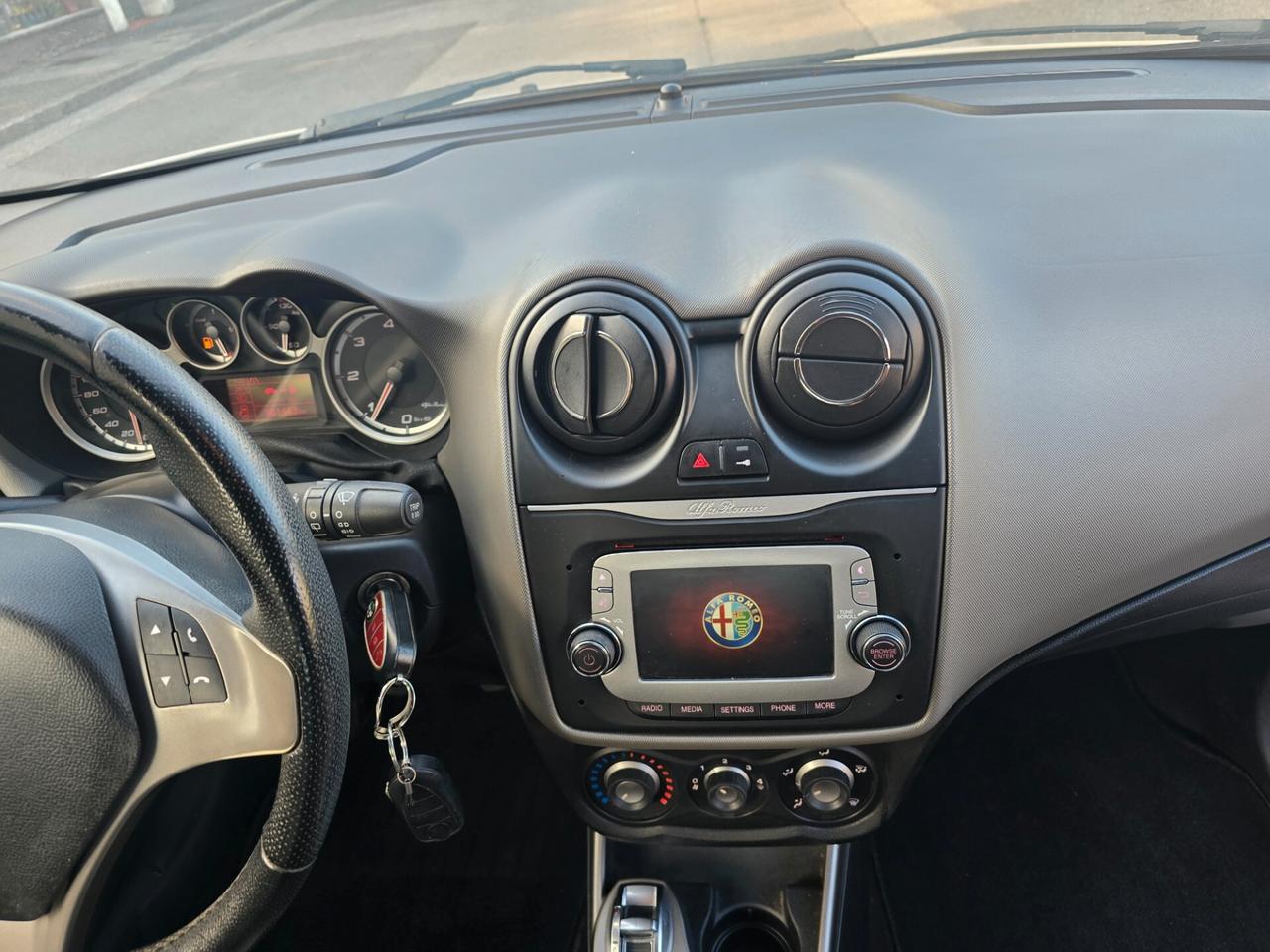 ALFA ROMEO MITO 1.3 MTJ "OK NEOPATENTATI"