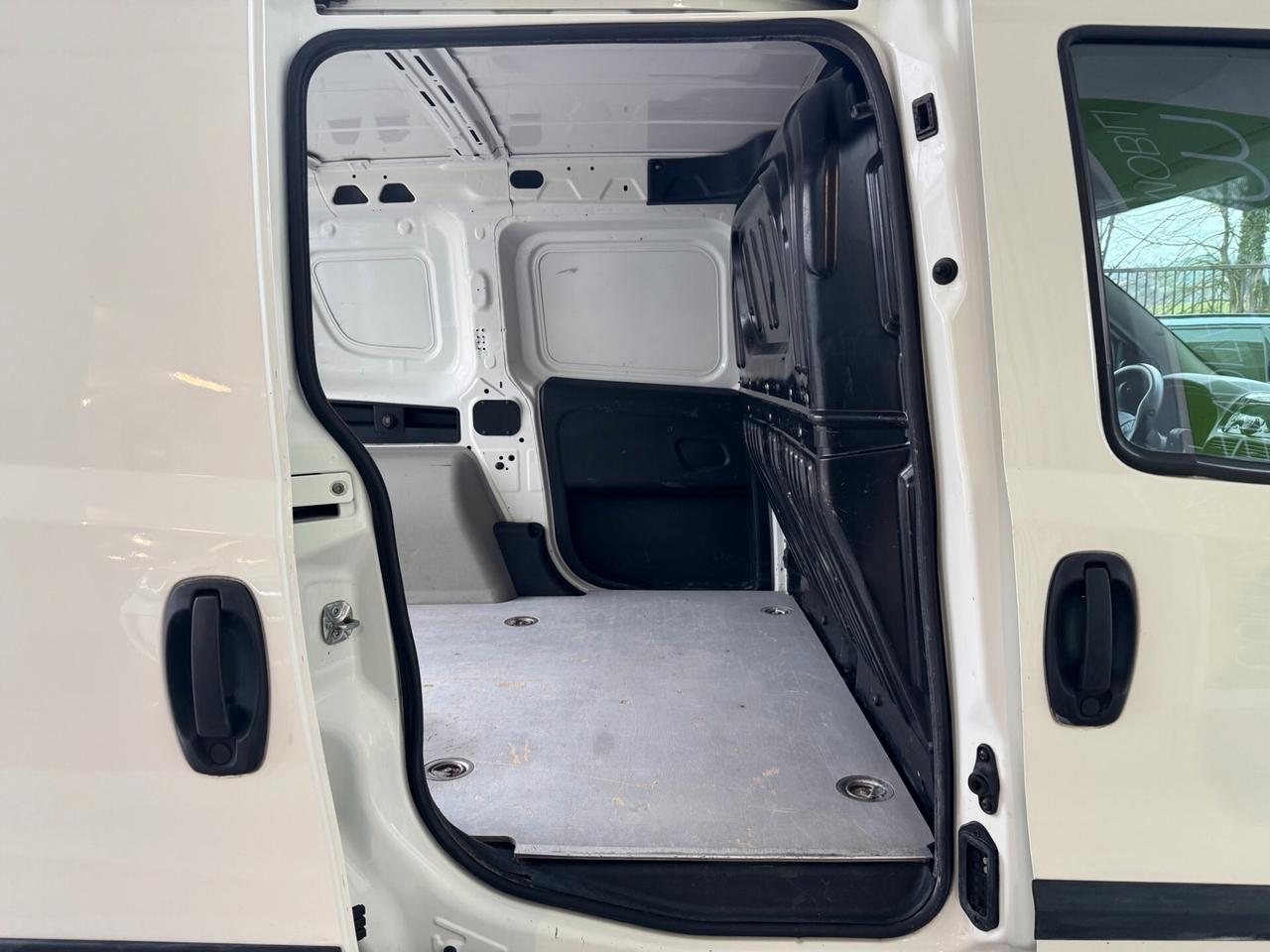 Fiat Doblo 1.3 MTJ Blue&Me GANCIO GARANZIA 24 MESI