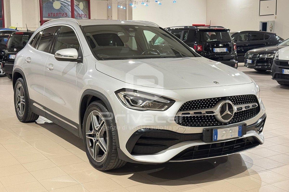MERCEDES GLA 200 d Automatic Premium