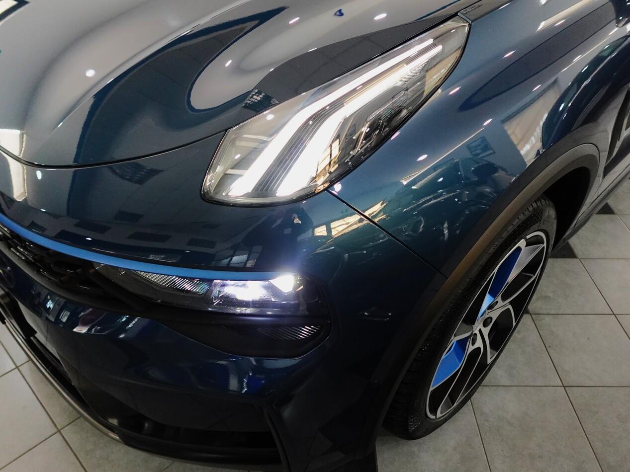 Lynk and Co 01 1.5 BZ 261 CV PHEV 01