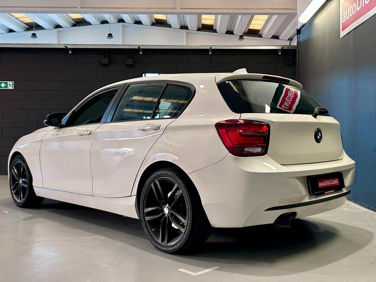 Bmw 118 118d 5p. Msport