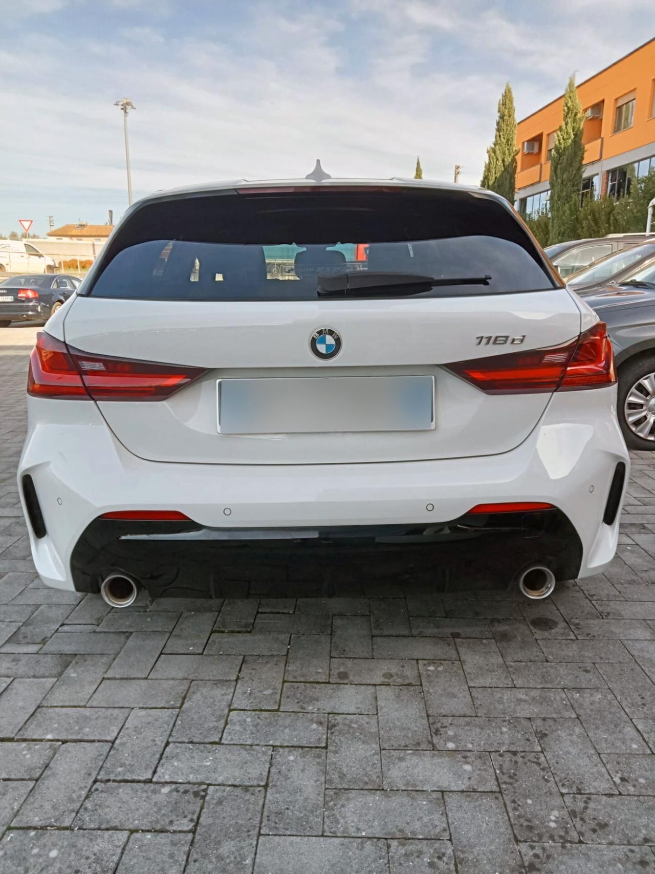 Bmw 118 118d 5p. Msport