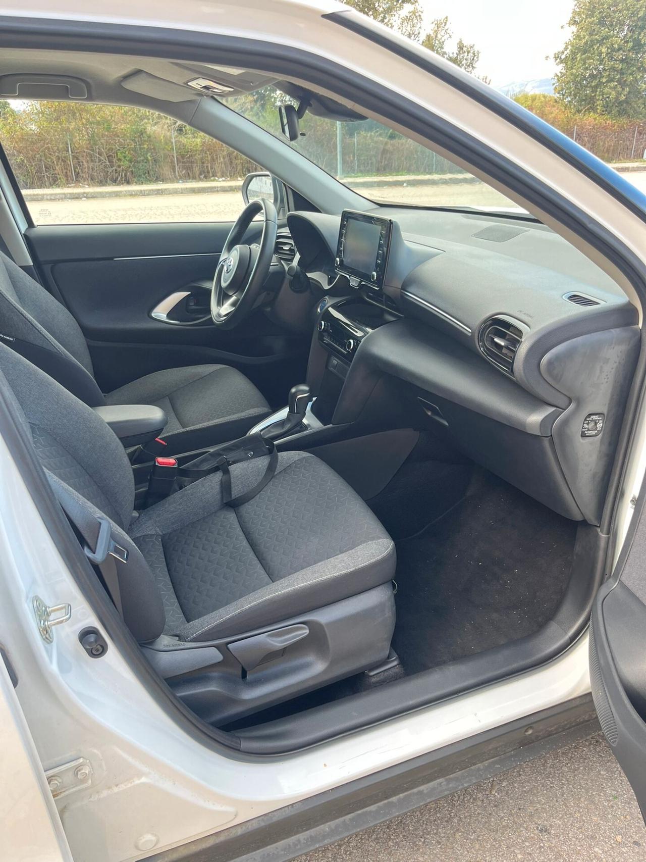 Toyota Yaris Cross HYBRID ACTIVE