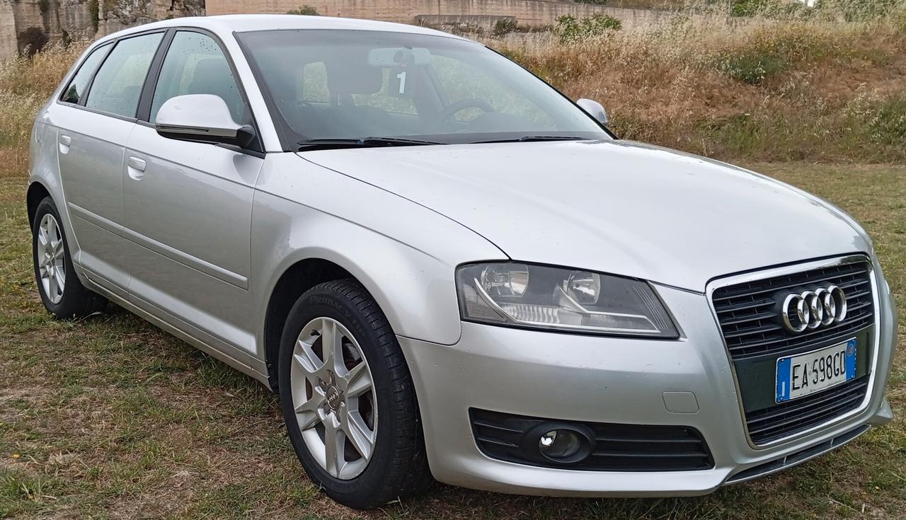 Audi A3 1.6 TDI 105 CV CR Ambition