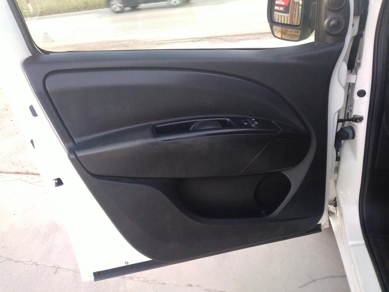 Opel Combo 1.6 CDTi 120CV