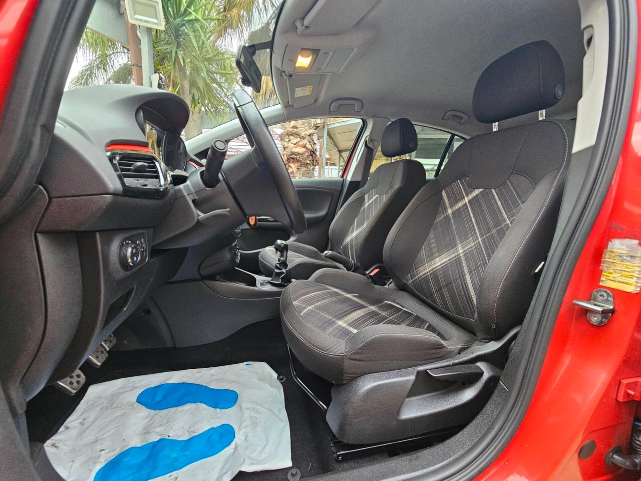 Opel Corsa 1.4 90CV GPL Tech 5 porte b-Color