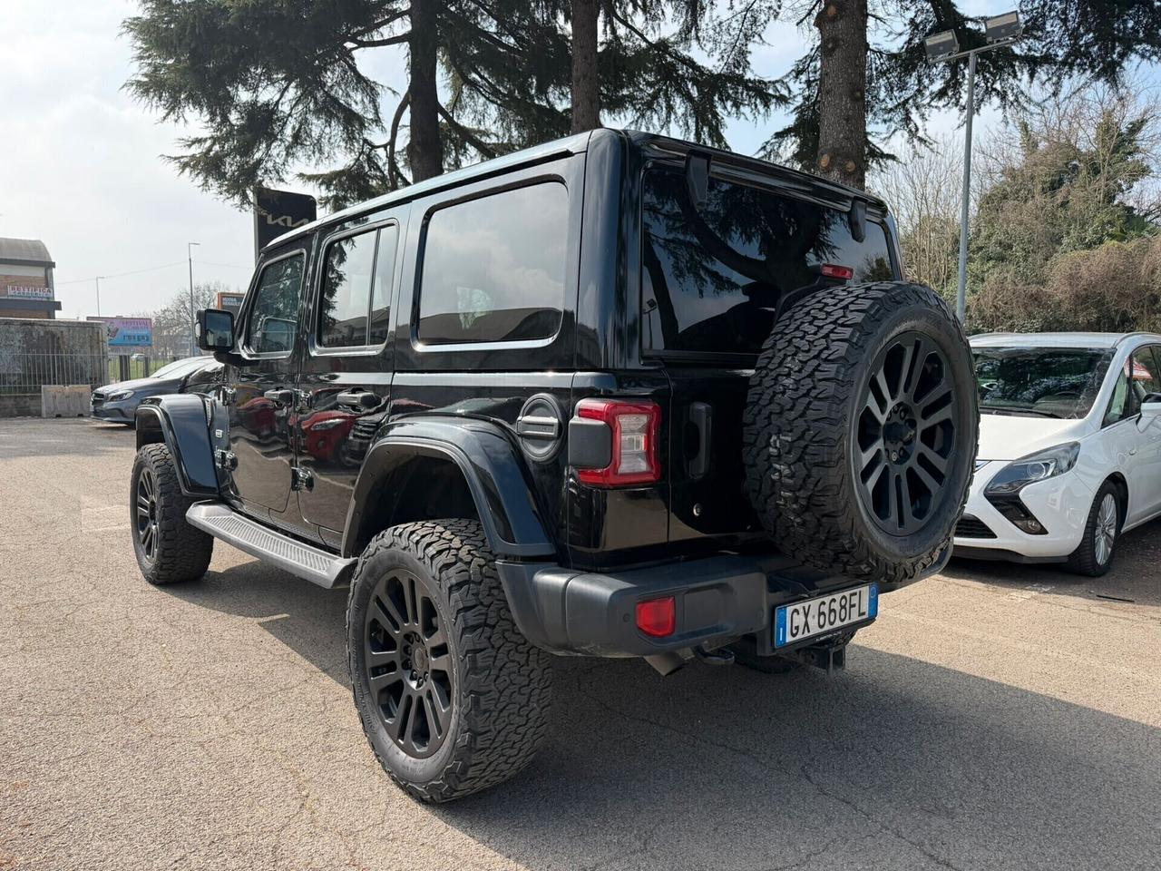 Jeep Wrangler Unlimited 2.2 Mjt II Sahara