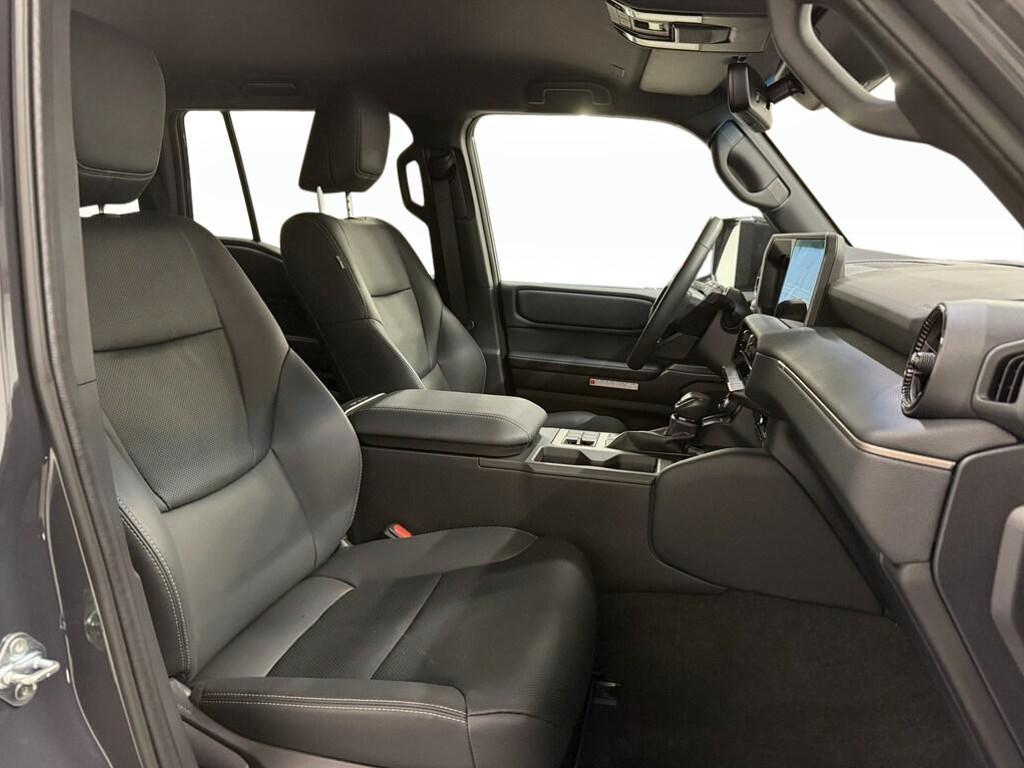 Toyota Land Cruiser 2.8 D-4D Adventure AWD Auto