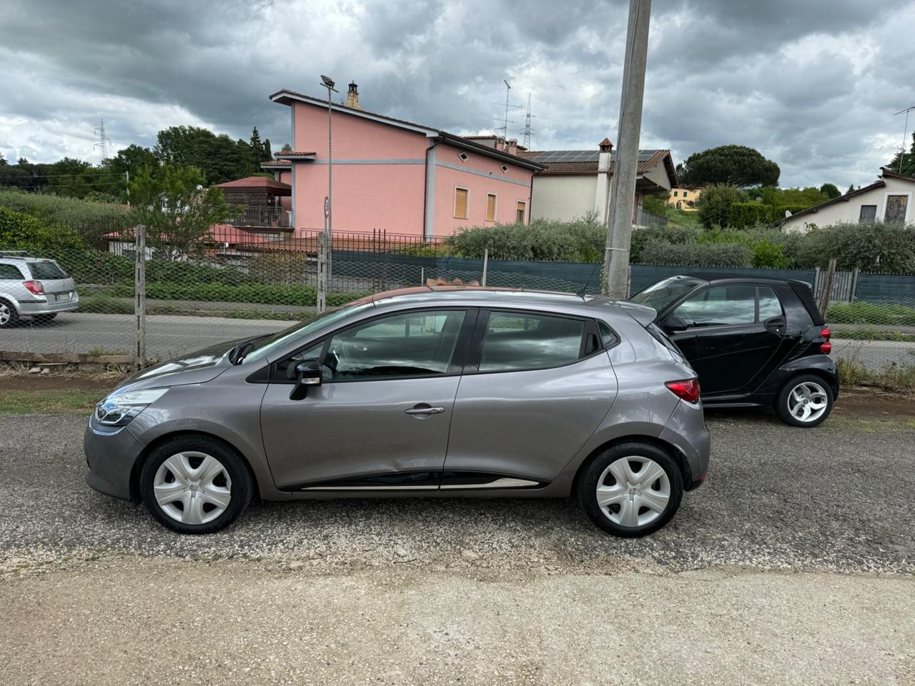 Renault Clio 1.2 75CV 5 porte Costume National NEOPATENTATI