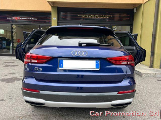 AUDI Q3 35 TDI Business Advanced