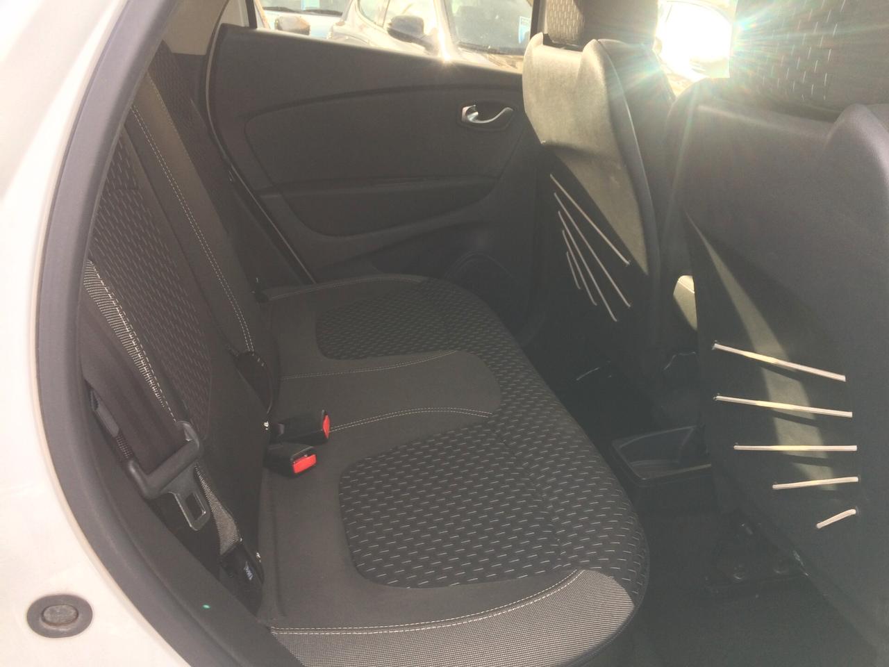 2019 Renault Captur dCi 8V 90 CV EDC TAGLIANDATA CON GARANZIA !!