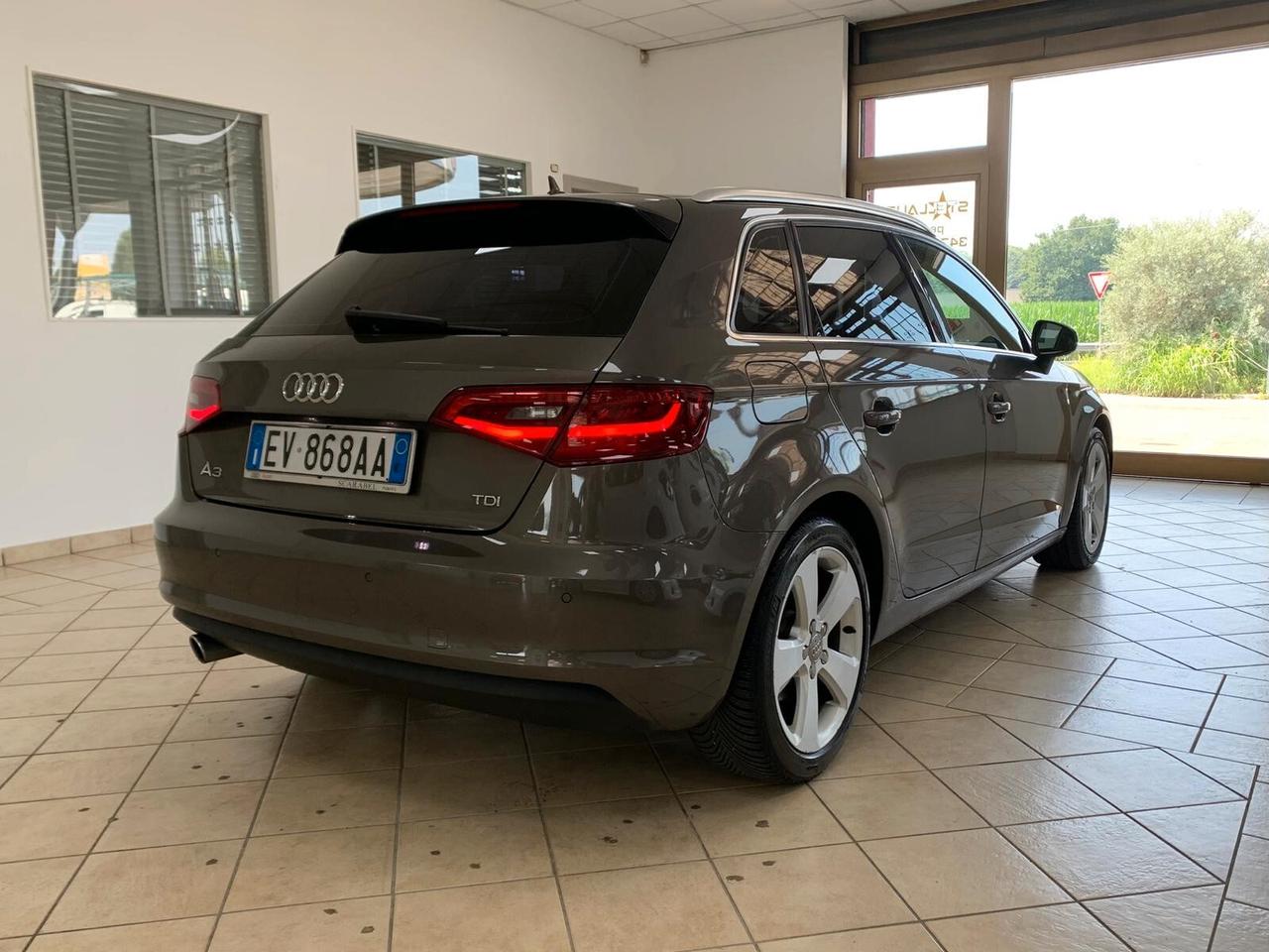 Audi A3 Sportback 1.6 TDI Attraction