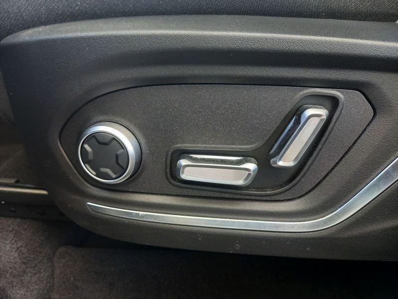 Lynk & Co 01 MY22 1.5 Plug-In Hybrid 261 CV Automatica NAVI TETTO LED