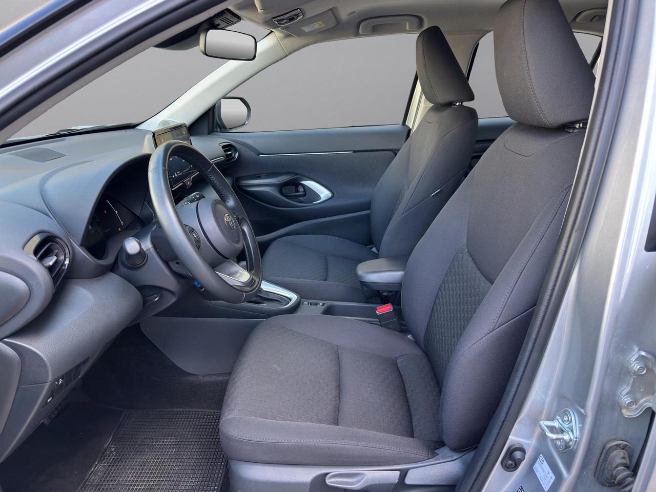 Toyota Yaris Cross 1.5h Active fwd 115cv e-cvt