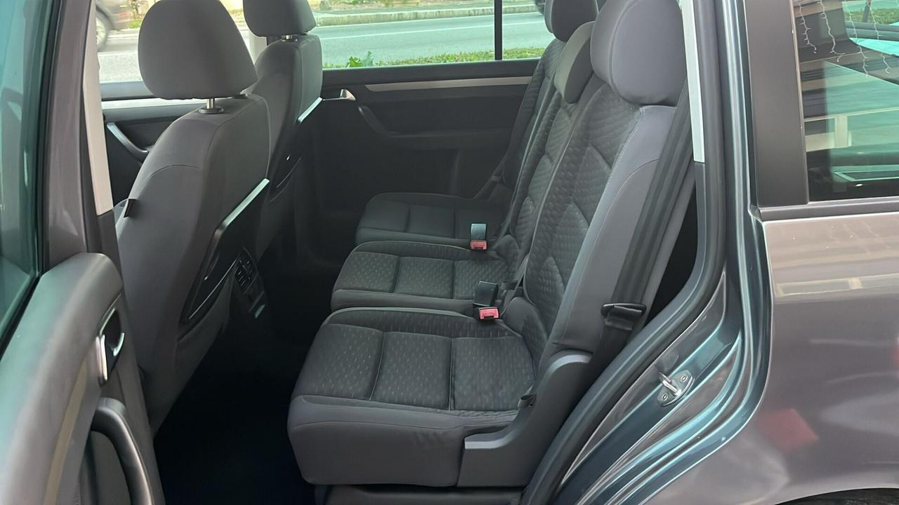 Volkswagen Touran 2.0 16V TDI Highline