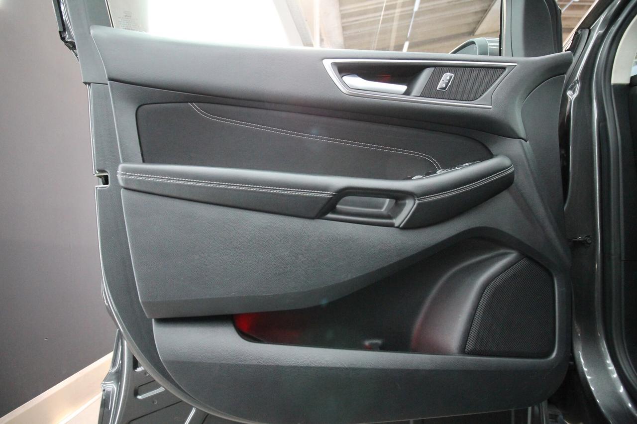 FORD EDGE 2.0 210 CV TITANIUM