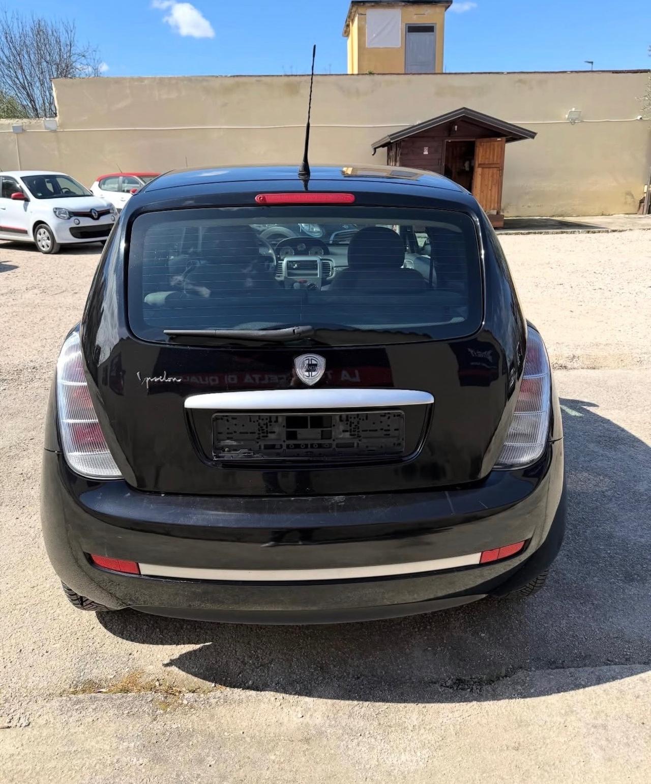 Lancia Ypsilon 1.2 Oro Bianco