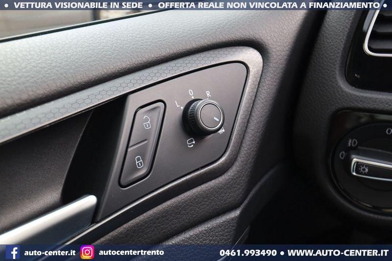 Volkswagen Golf 7.5 GTI Performance 2.0 TSI DSG 5p *TETTO PELLE