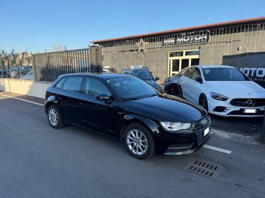 Audi A3 Sportback 1.6 TDI 110cv Cambio 6 Marce