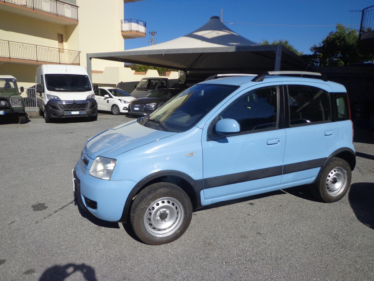 Fiat Panda 1.3 MJT 16V DPF 4x4 Climbing