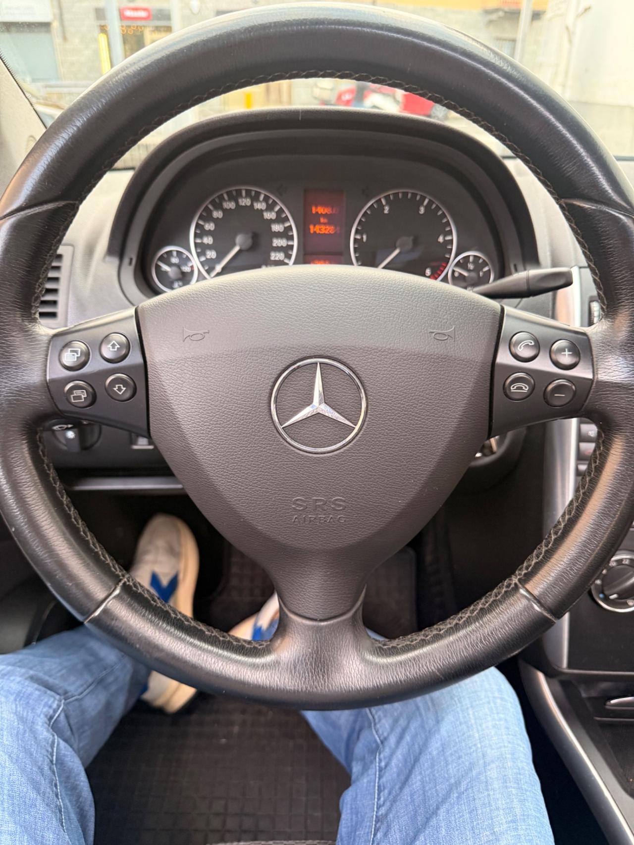 Mercedes-benz A 180 CDI Premium