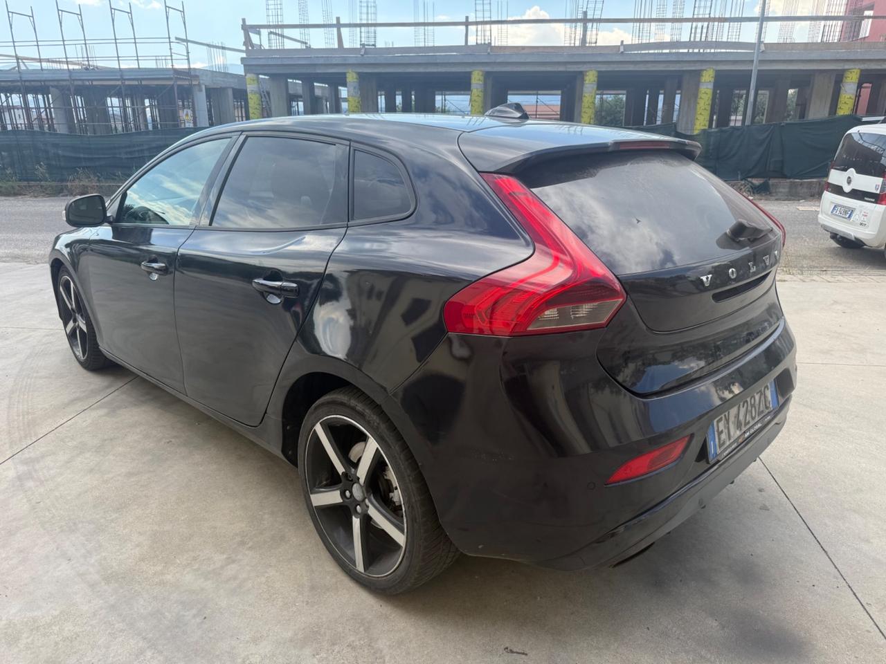 Volvo V40 D2 1.6 D3 R-design automatica