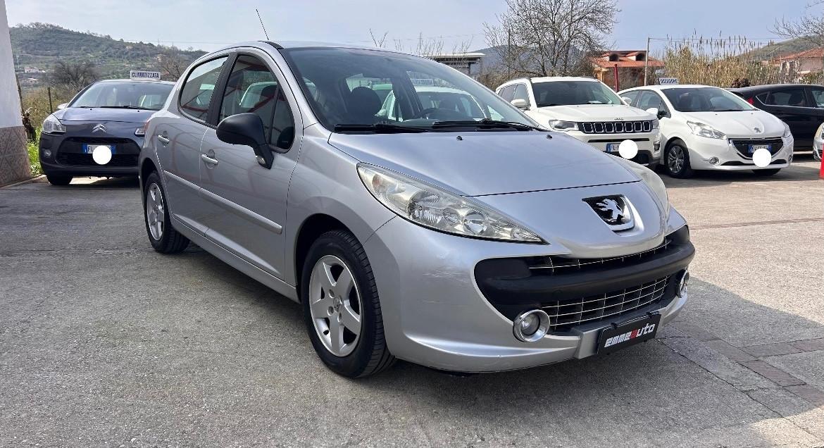 Peugeot 207 1.4 HDi 68cv 5P
