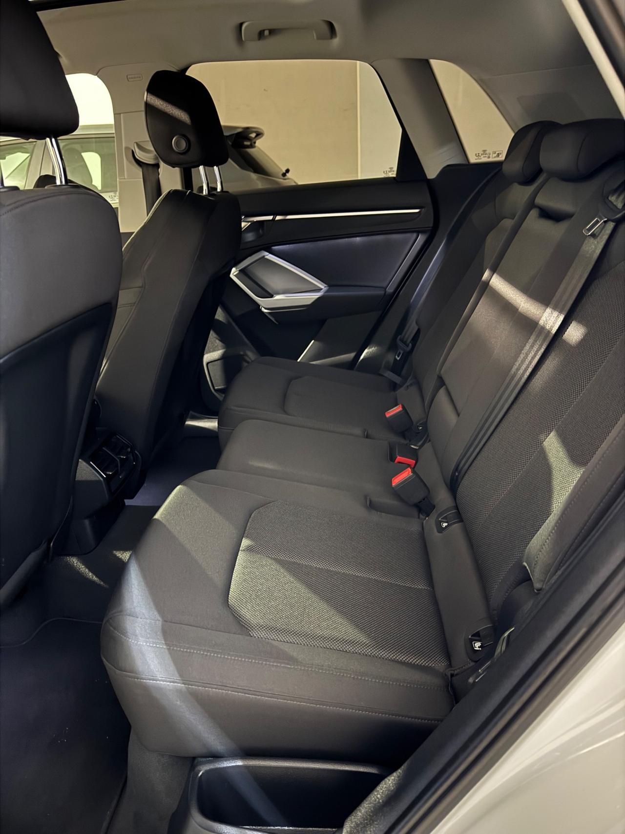 Audi Q3 35 TDI S tronic line edition