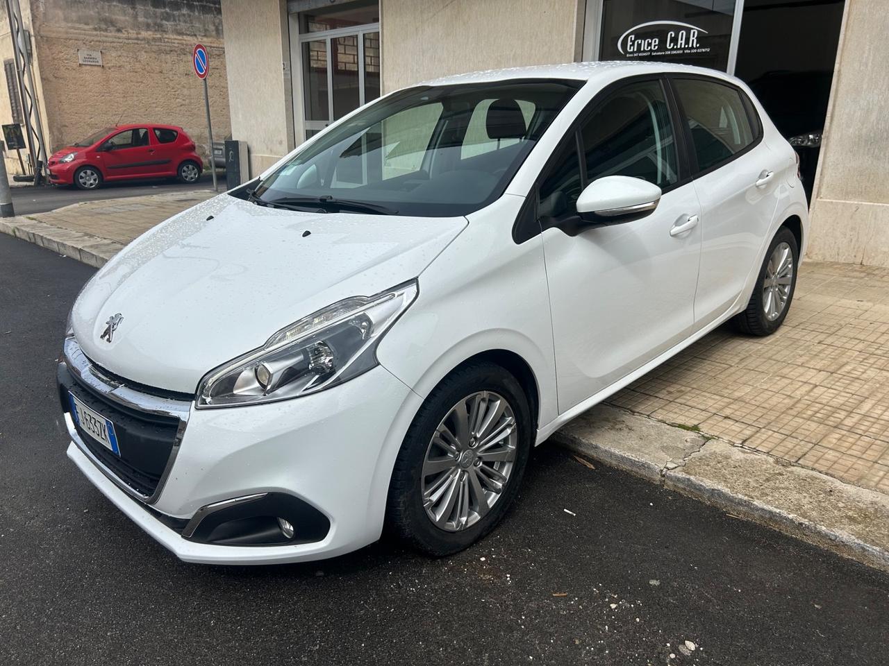 Peugeot 208 BlueHDi 75 5 porte Allure