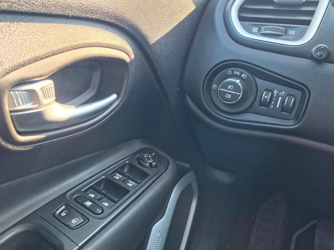 Jeep Renegade 1.6 Mjt 120 CV Limited 2016-E6 Manuale NEO