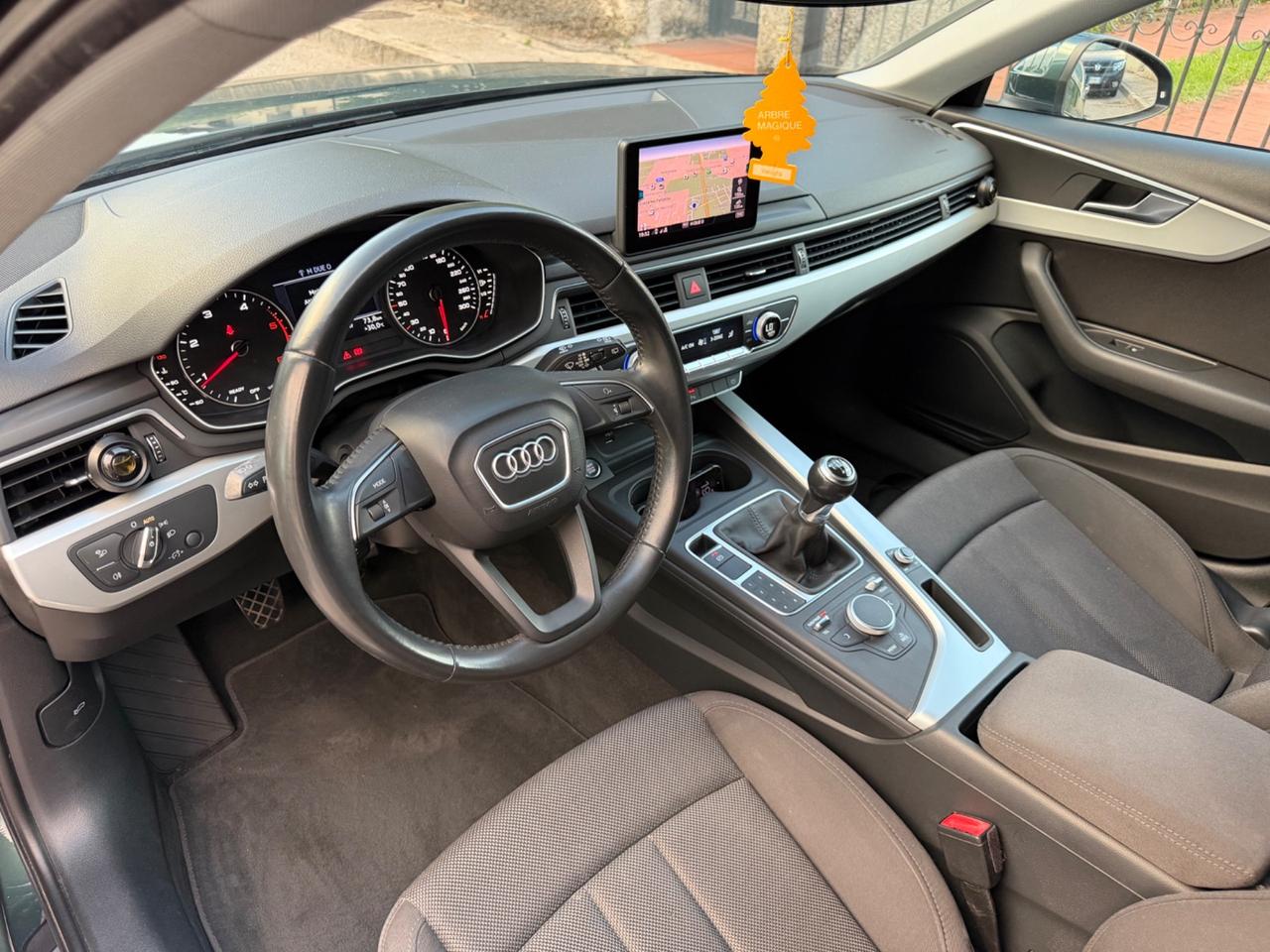 Audi A4 Avant 2.0 TDI 150 CV Business Sport